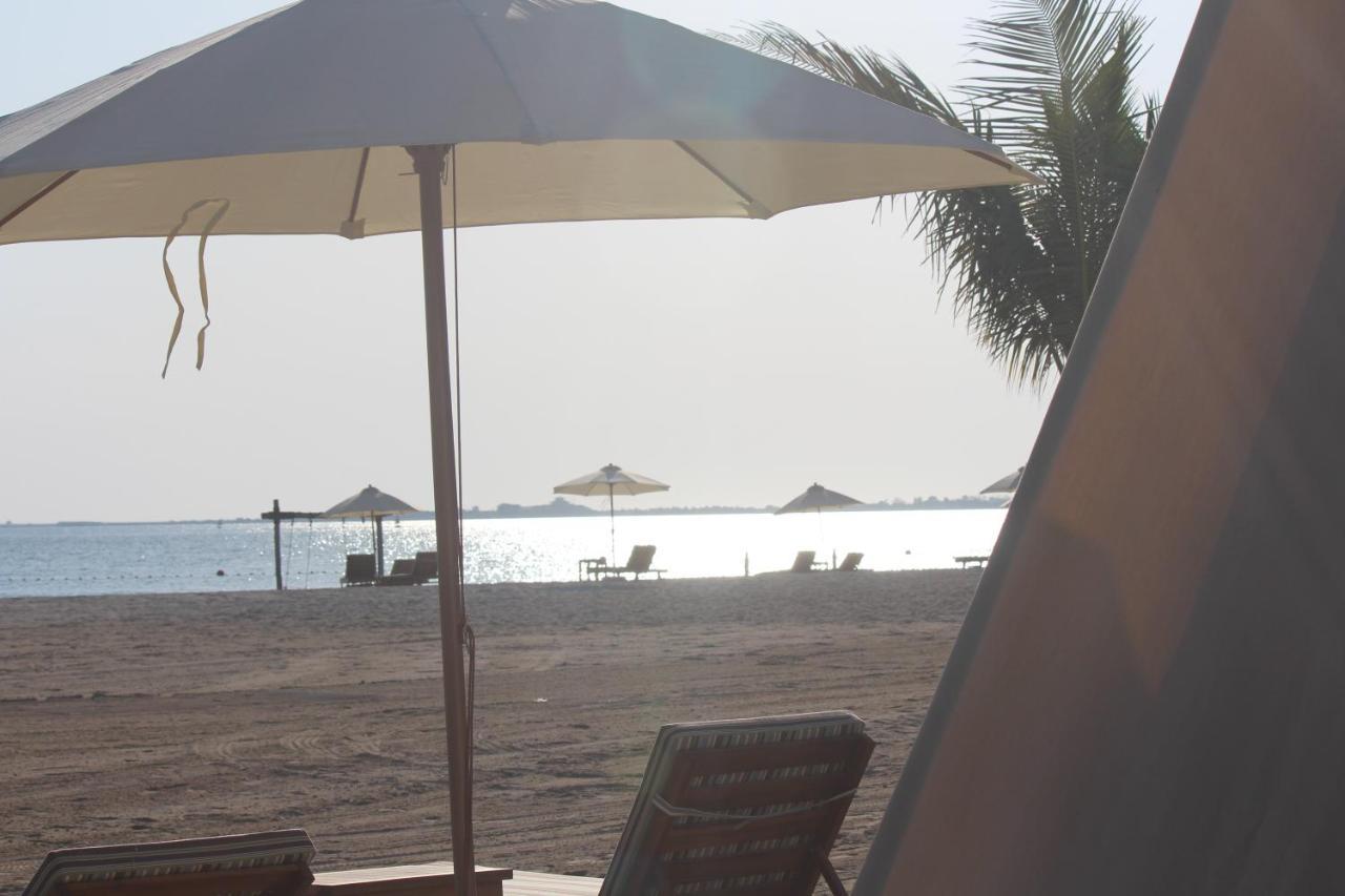 Bab Al Nojoum Hudayriyat Camp Hotel อาบูดาบี ภายนอก รูปภาพ